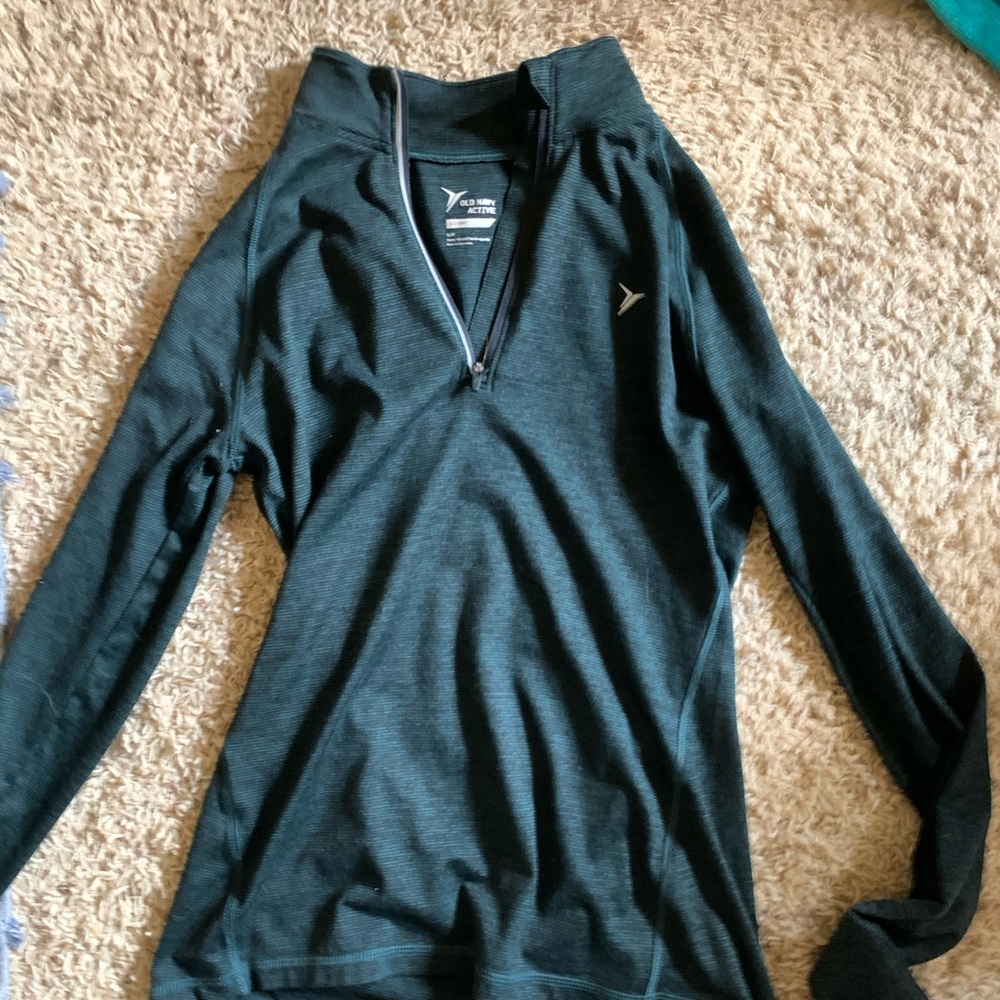 🌟 lightweight active long sleeve pullover 🌟